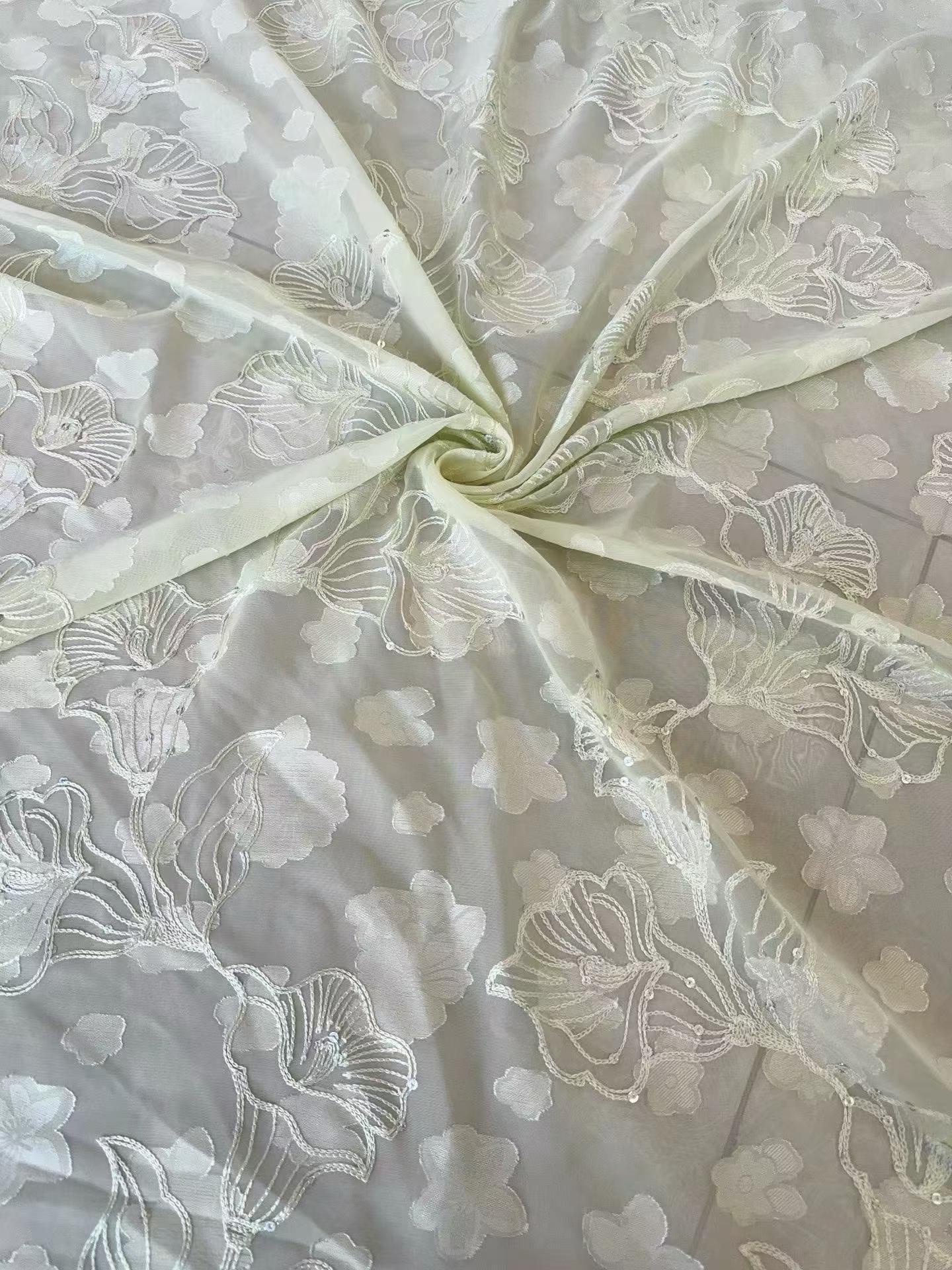 lace p18